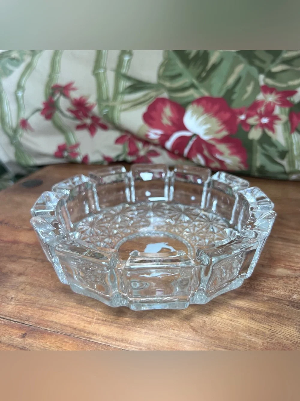 Camel Clear Glass Ashtray 90’s Starburst Pattern Heavy